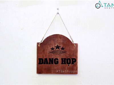 Bảng gỗ treo cửa theo yêu cầu