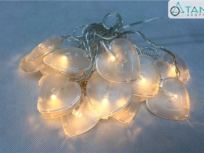 Dây đèn trái tim trong suốt màu vàng ấm 2,5m