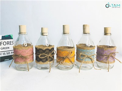 Chai thủy tinh bố ren dáng bom nút bần cao 13cm [5 màu chọn - Kèm nút] CHAILO-HM-04