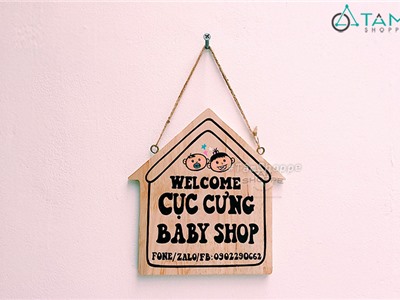 Bảng hiệu gỗ vẽ tay Cục Cưng Baby Shop
