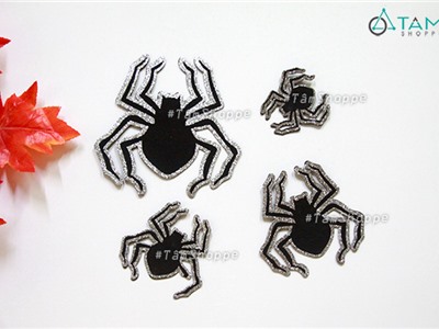 Set 04 miếng dán tường con nhện đen lớn nhỏ viền kim tuyến bằng mút