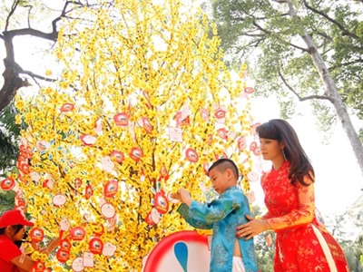 Top 10 cách trang trí nhà cửa đón Tết đẹp nhất