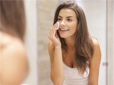 Tinh dầu Trà xanh và công dụng trị mụn hiệu quả