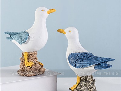  Tượng chim hải âu cánh xanh đứng trên đá [Composite - 2 màu] TCV-HAIAU-02