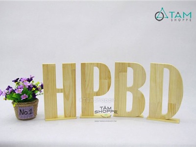 Chữ gỗ HPBD cao 20cm màu tự nhiên