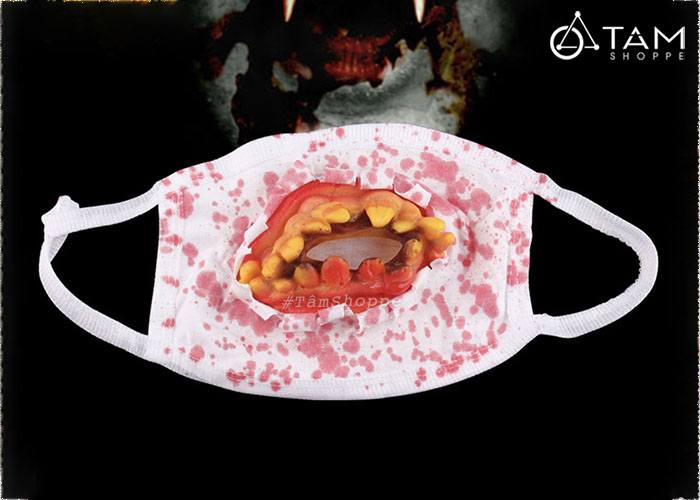 khau-trang-ham-rang-dinh-mau-kinh-di-hoa-trang-halloween khau-trang-ham-rang-dinh-mau-kinh-di-hoa-trang-halloween