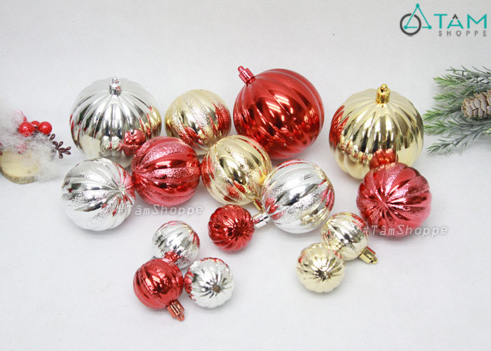 trao-chau-noel-mui-cung-mau-nhieu-co trao-chau-noel-mui-cung-mau-nhieu-co